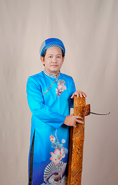 Nghệ sĩ đàn bầu Minh Phát